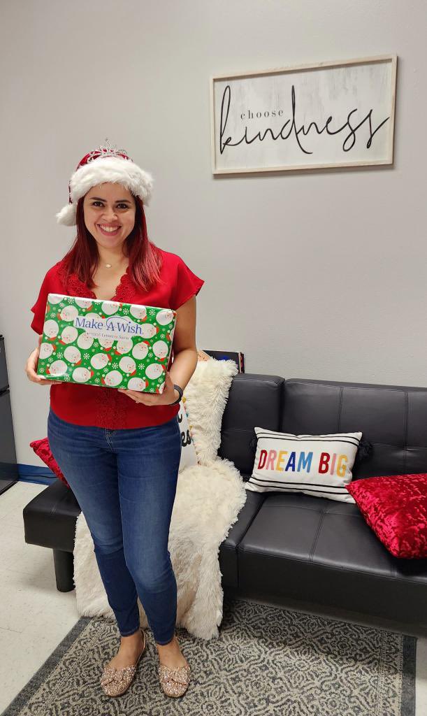 Our campus participated in the Macy's "Write Letters to Santa" Campaign, helping <a href="/PSJAISD/">PSJA ISD</a> raise $43,970.00! Each year Macy's donates $2 to the Make-a-Wish Foundation for every letter written. Small in number but big of heart, students, staff &amp; family members participated!