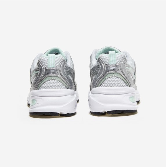 TheZhirt.Shopพรีออเดอร์ทั่วโลก รับสั่ง Nike by You tweet media