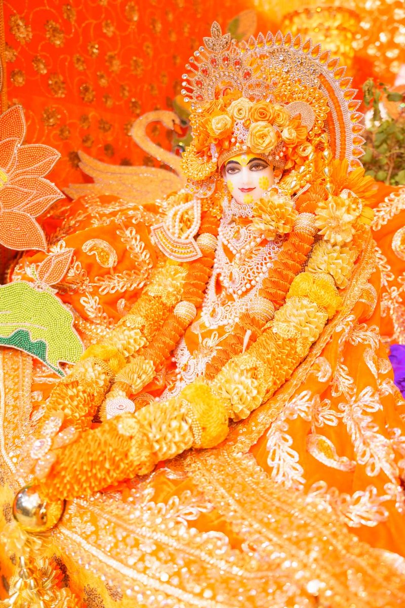 banke_shri's tweet photo. श्री हरिवंश 🧡🙏 https://t.co/fkEwgmXWNE