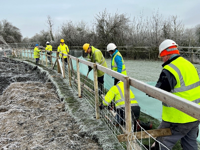 Read all about what our stoic Wendover Canal Trust volunteers achieved in difficult conditions, during a very cold and wet December…

wendovercanal.org.uk/december-2022-…