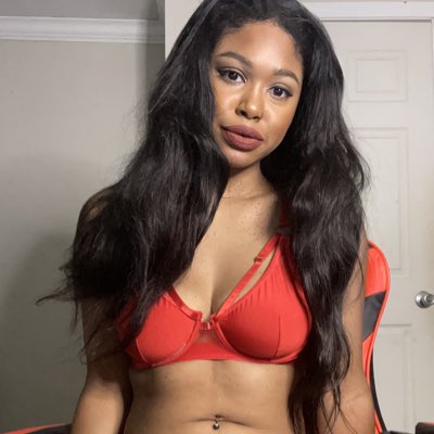 Am I fuckable? 🥺 #NewProfilePic https://t.co/jlEU8PUgeq<a href="/tag/newprofilepic"class="tags">#NewProfilePic</a>