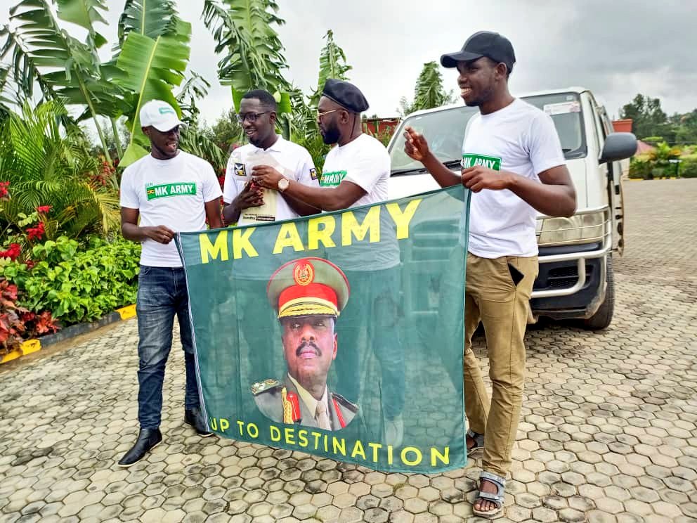 Henrymusing5's tweet photo. MK Army National Executive committee set off this early morning  from Kampala to Mbarara for more  MK ground plans &amp; strategies from village to village with great joy &amp; love for @mkainerugaba. More to come .. https://t.co/C3zzRlLub7