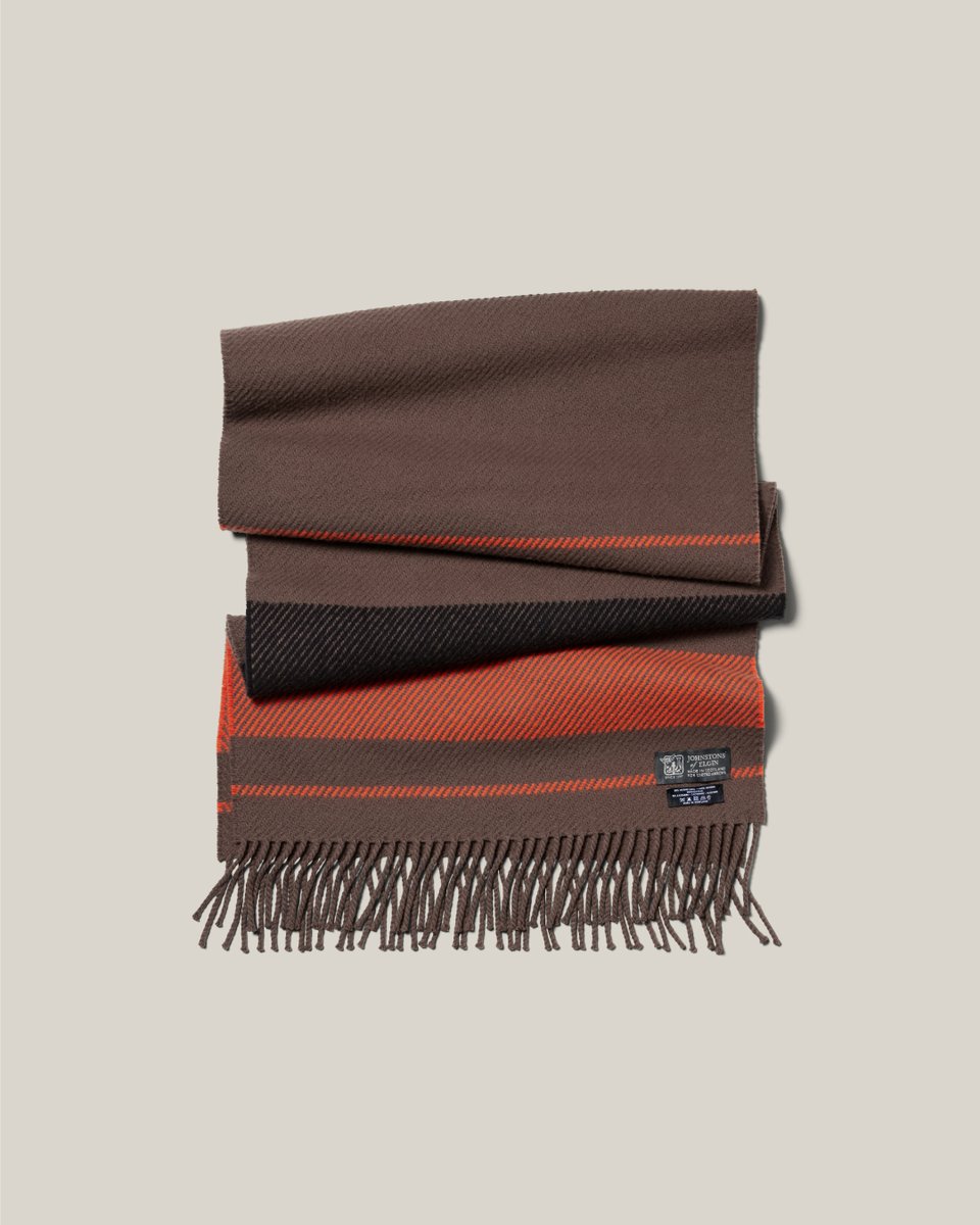 UNITEDARROWS's tweet photo. ＜#JOHNSTONS＞ 
ホースブランケット マフラー
▶https://t.co/XeMrALFGn7

#ジョンストンズ #ユナイテッドアローズ #マフラー https://t.co/NTQFsz17aq