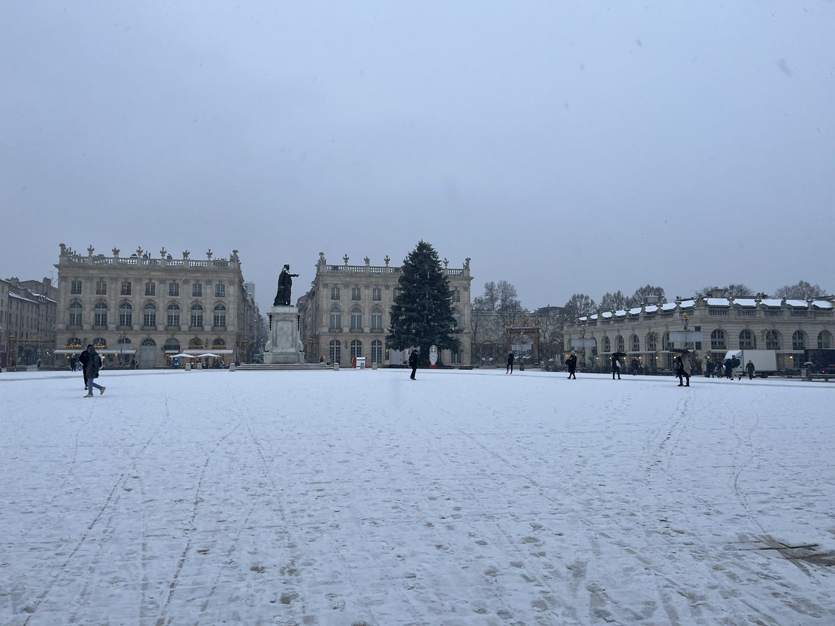 BernaFrederic6's tweet photo. Le plus dur va être d’arriver jusqu’à la Cour en fait…😬 https://t.co/Kx3CVVKq6D