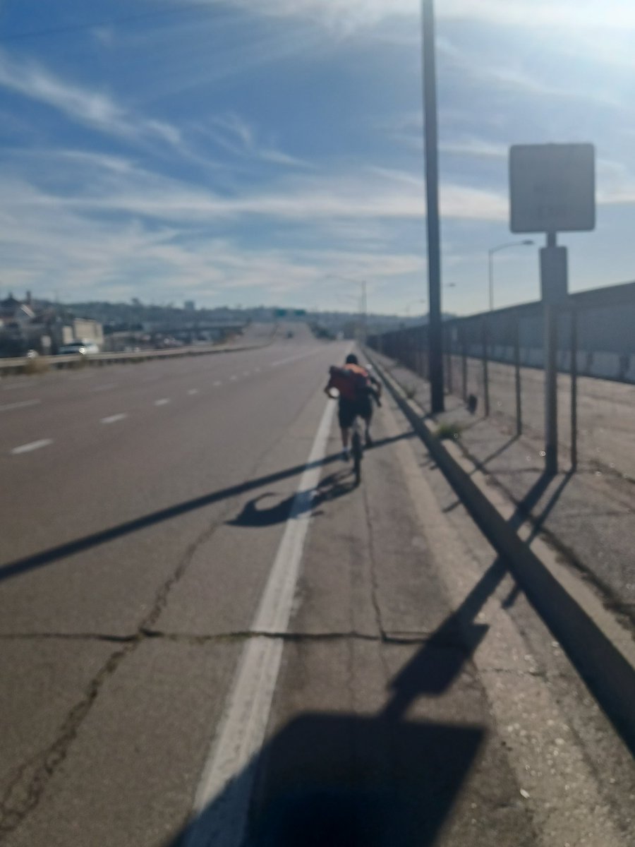 @sdut Saw #Pacifichighway without no cars or trucks and two bike commuters during rush hour. #VisionZero #safestreets #bikesandiego