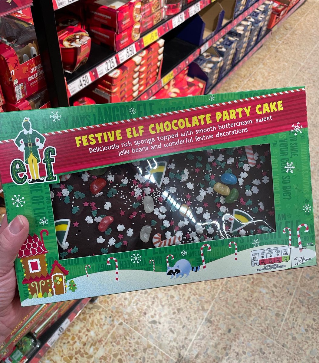 All_Things_New_'s tweet photo. Elf Finds! 🎄 At Asda @asda #asda #elf #cupcakes #cake #cookie #cakejar #wellthisisnew https://t.co/86uzPcPRz5