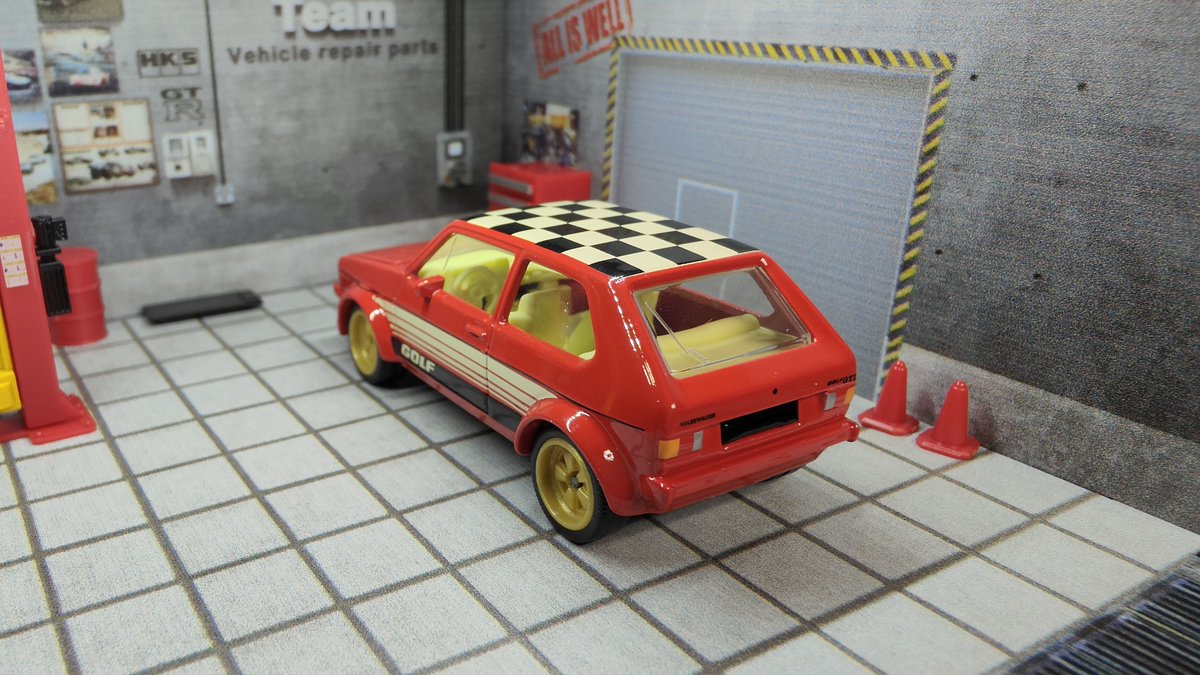 DiecastFan3's tweet photo. Marque : #Majorette
Nom : Volkswagen Golf GTi (Mk I)
Échelle : 1/52
Date de sortie : 2022

#DieCast #miniature #Volkswagen #VolkswagenGolf #VolkswagenGolfGTI #VolkswagenGolfGTIMk1 #Golf #GolfGTI #GolfGTIMk1 #VolkswagenGolfMk1 #GolfMk1 https://t.co/m3FixTZUXi
