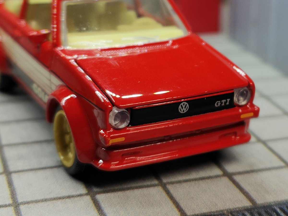 DiecastFan3's tweet photo. Un super modèle de la Golf 1 très bien réalisé https://t.co/PC05gSuDo0