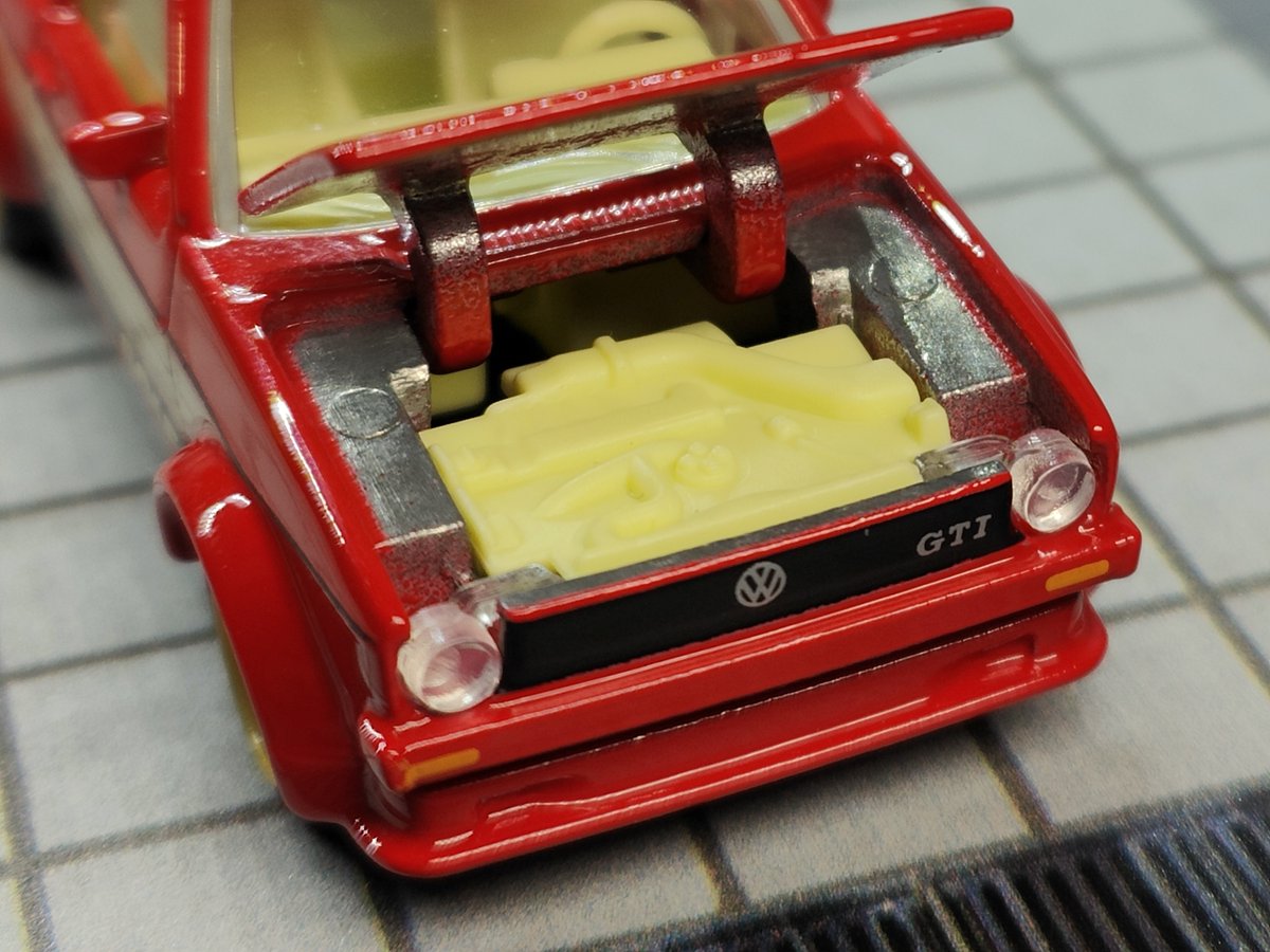 DiecastFan3's tweet photo. Un super modèle de la Golf 1 très bien réalisé https://t.co/PC05gSuDo0