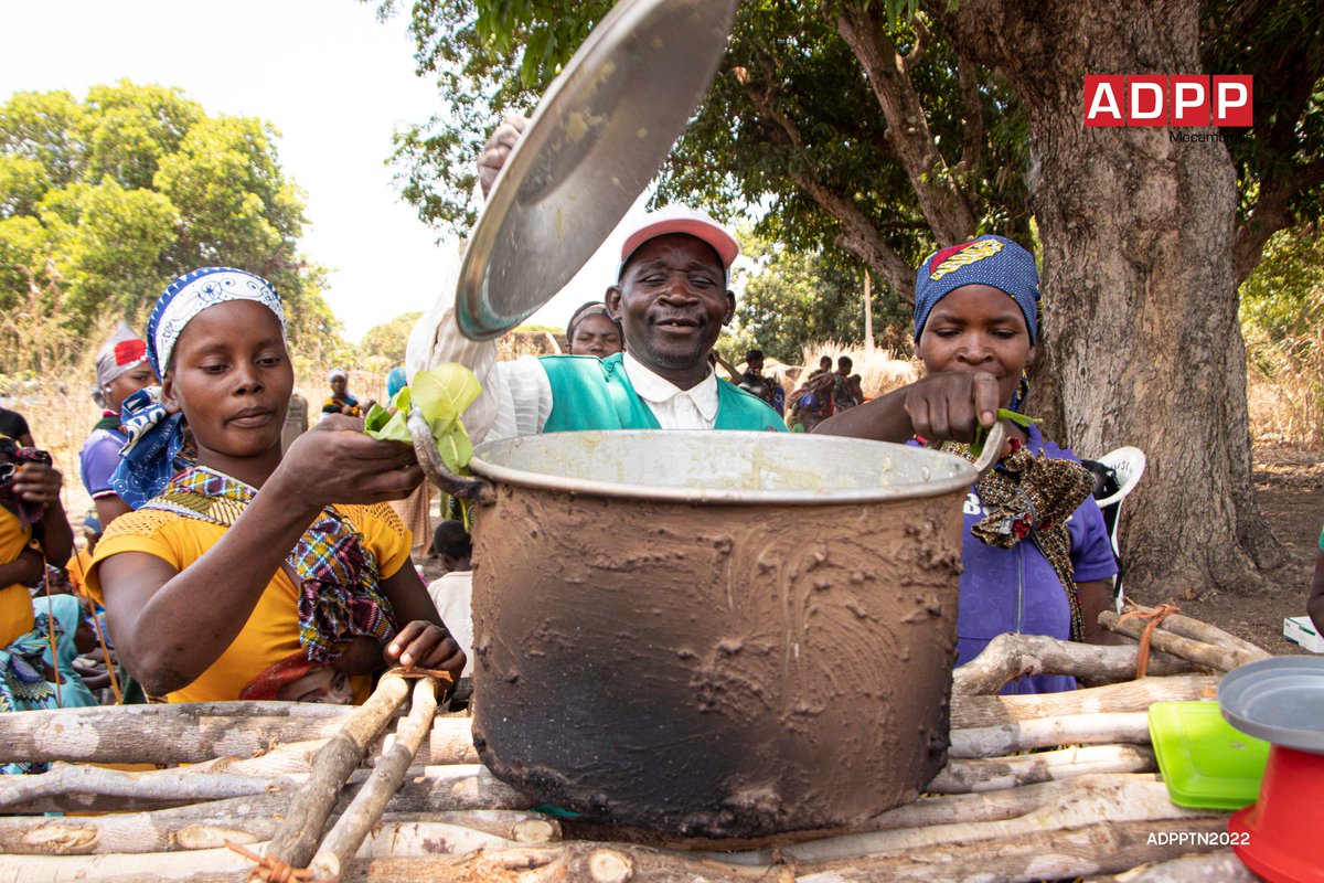 adppmozambique's tweet photo. Os grupos de #Nutrição no projecto #TransformNutrition tem um papel crucial na mudança de mentalidade em relação à #alimentação. Os resultados estão cada vez mais visíveis, as crianças estão cada vez mais saudáveis e #felizes! @USAIDMozambique @HumanaHPP https://t.co/hd2vNd9N2h