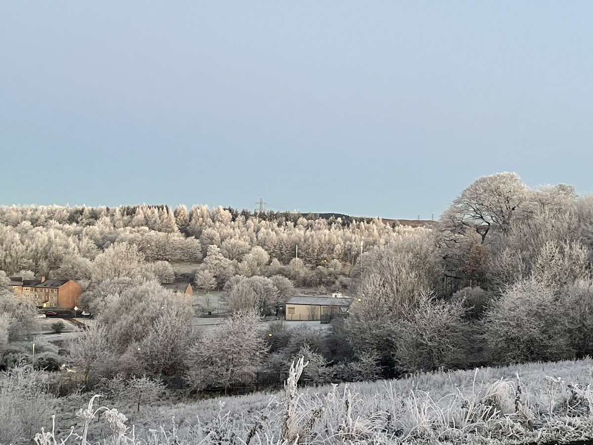 Doesn’t the Drum look magical this morning ❄️