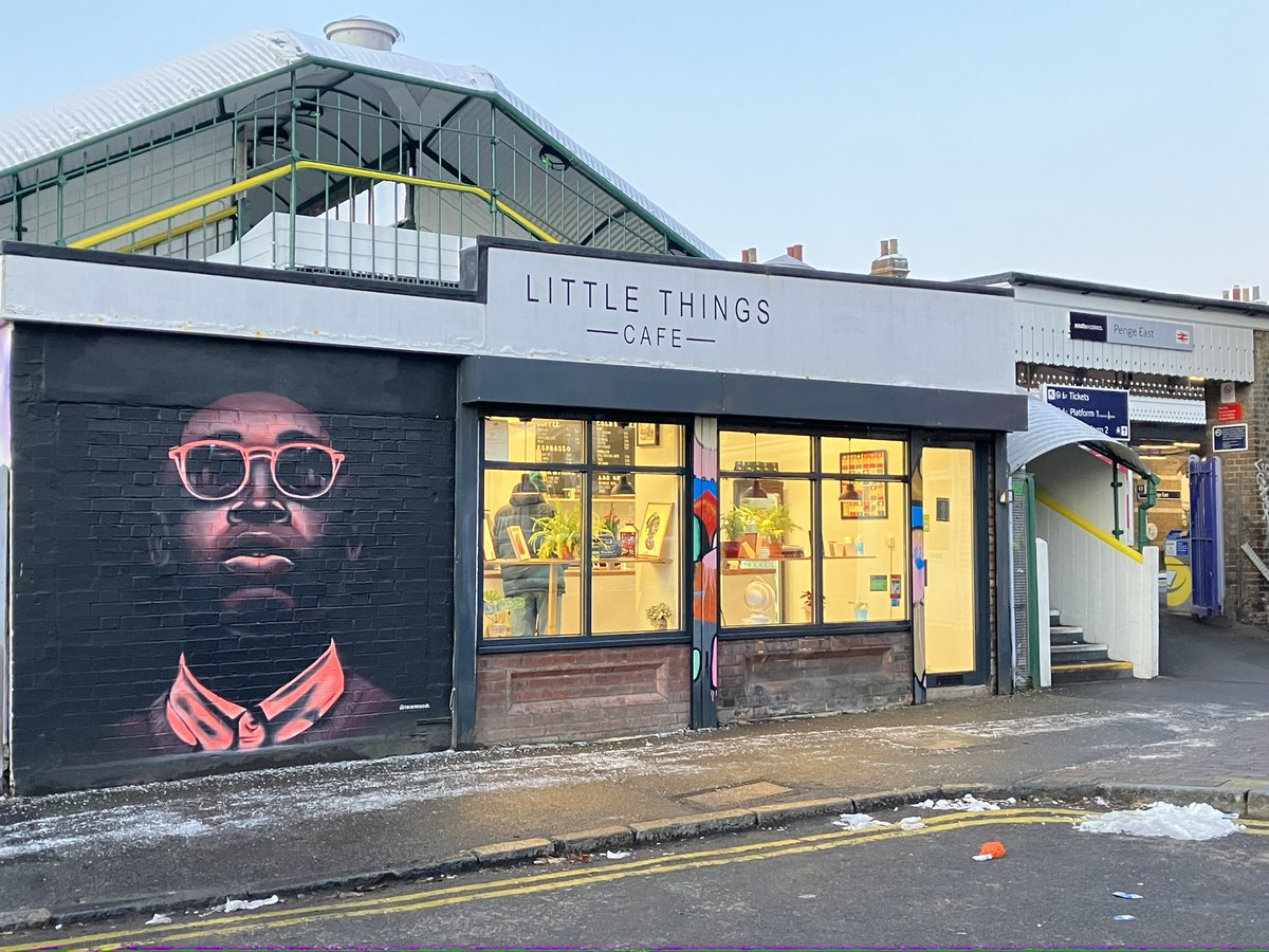 <a href="/littlethings2go/">littlethings_to_go</a> looking simply delightful this morning #penge #se20 - Go treat yourself!