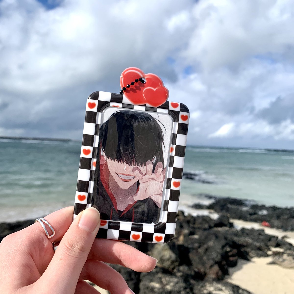 ADIOS_MY_SHAWT7's tweet photo. 🌊💙 https://t.co/bMaLHxjU0N
