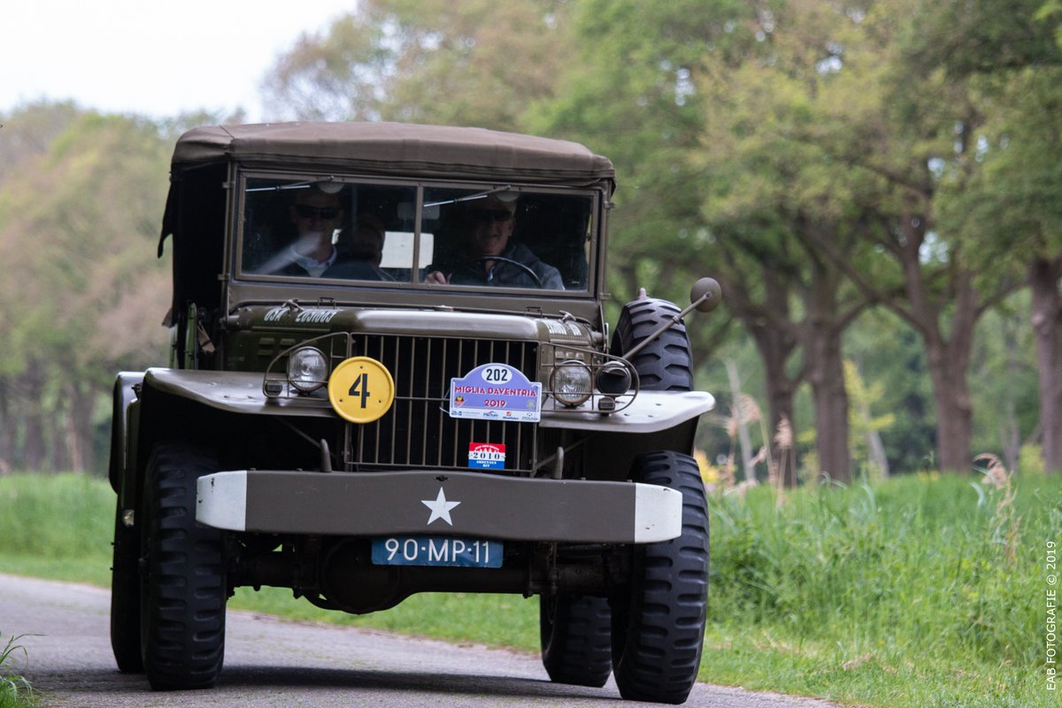 Bij editie XII mag je met elke aansprekende auto starten. Ja, ook een Dodge 😍#27Mei