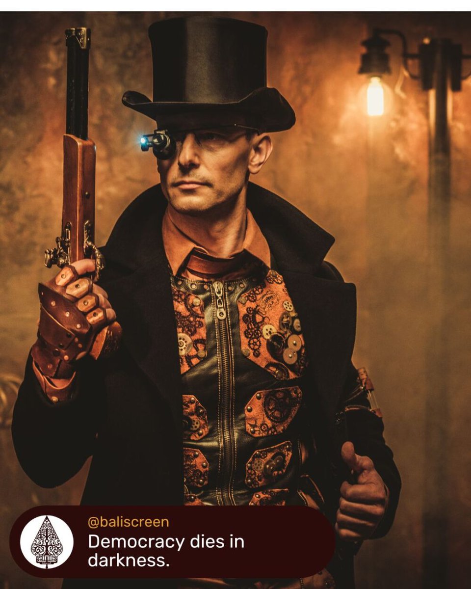baliscreen's tweet photo. That`s just superb!
#Musician #Hat #Guitaraccessory #Fedora #Musicartist #Music #Flashphotography #Sunhat #Cool #Stringinstrumentaccessory https://t.co/CfEqvHqFeA
