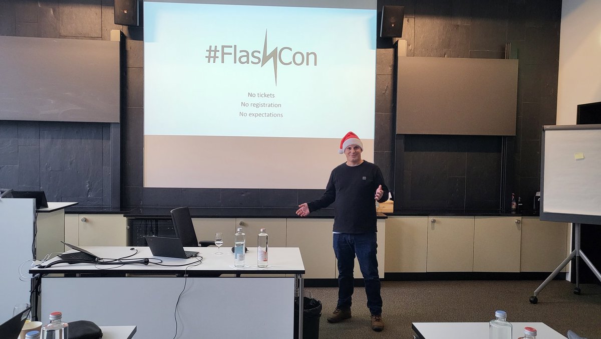 flashconzurich's tweet photo. It's happening! #flashcon https://t.co/OvGBlNGTfj