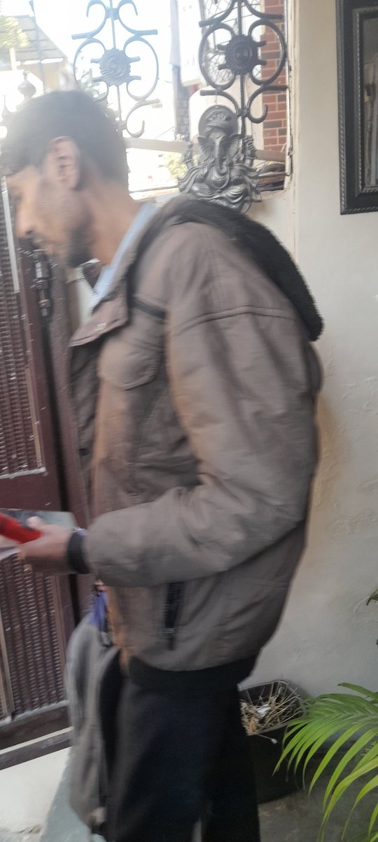 beanindian2020's tweet photo. @sinha_praveer Praveen ji I am sure you also have a family this employee of you enters my home to take reading without Icard and misbehaved with my members when I said I will report you he replied Jo karna h Kar le. Shame on you people and your company @RNTata2000 https://t.co/4viDnbmX3H