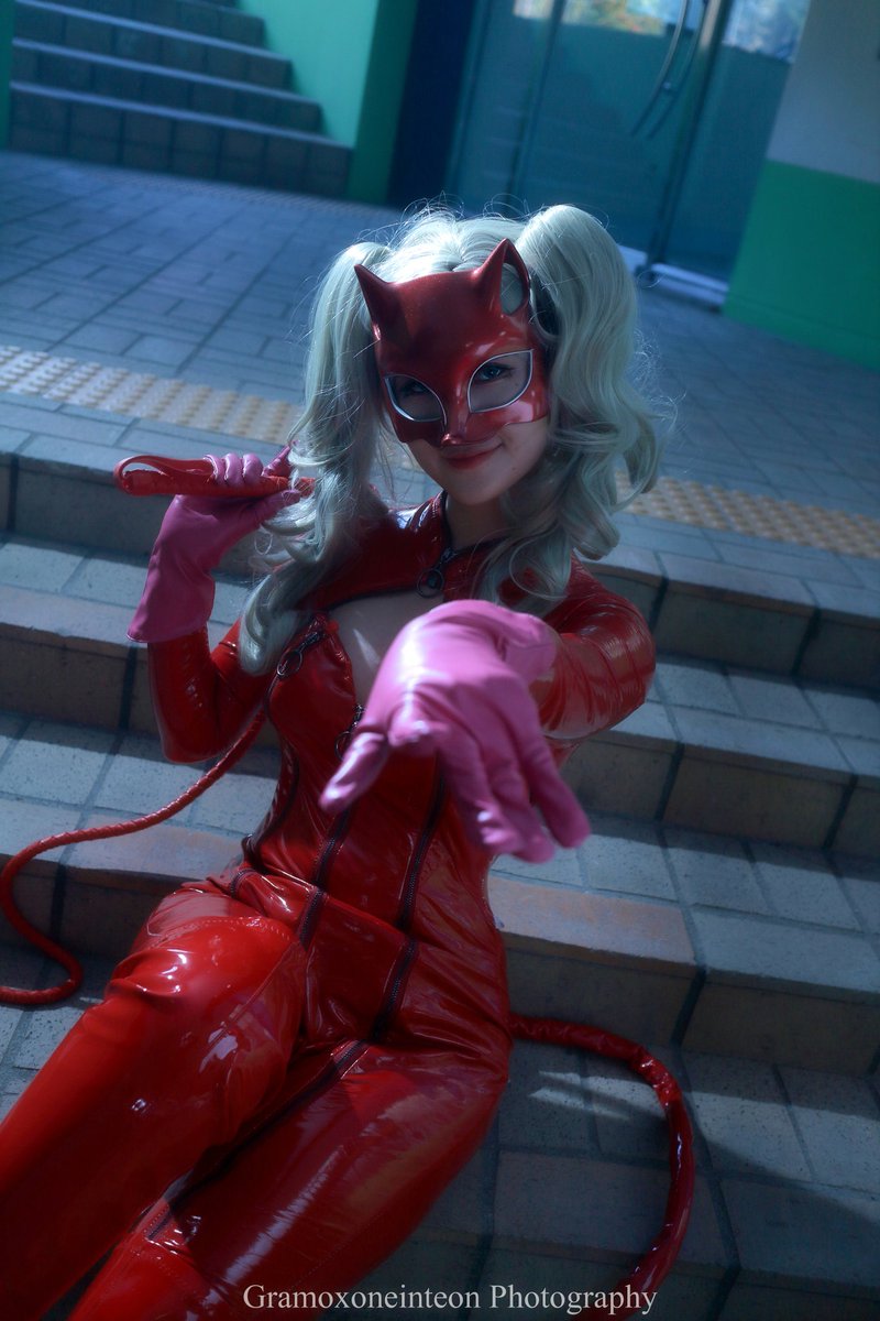 다가리고 달비 2개 다니까 
얼굴 작아보임
만조쿠