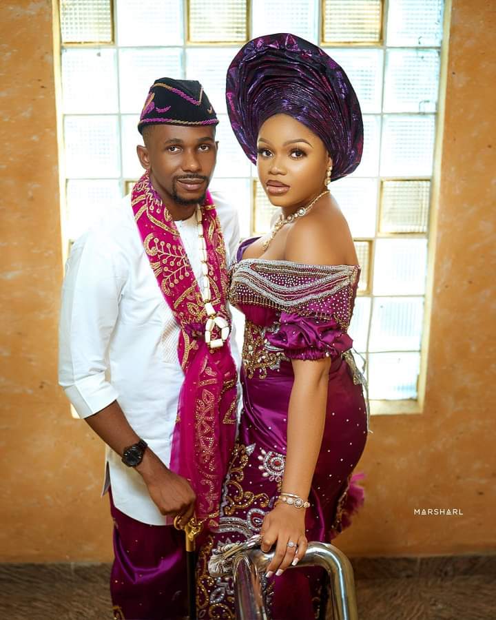 Akwaibom bride and Edo groom united by love❤❤

#traditionalwedding #weddingphotos #traditionaloutfit #explore