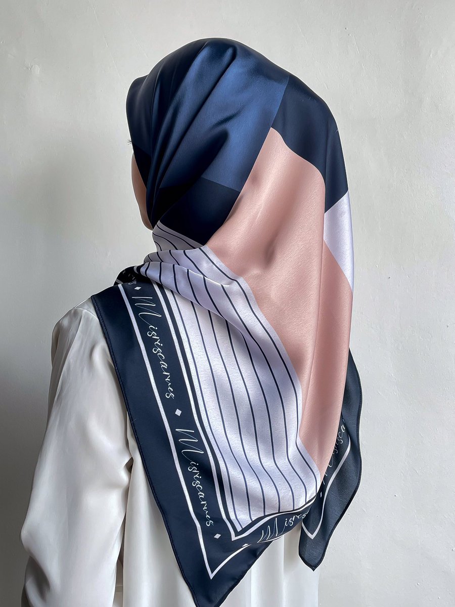 ardinifatihahh's tweet photo. GOOD NEWS ‼️ 

we have extra Bimasakti &amp; Pawana!! grab yours here before its sold out again 🥺

🛒 https://t.co/BelLzNJLia 
tiktokshop : bag kuning https://t.co/9qtpPCHCsh https://t.co/IDqYO8w2ez