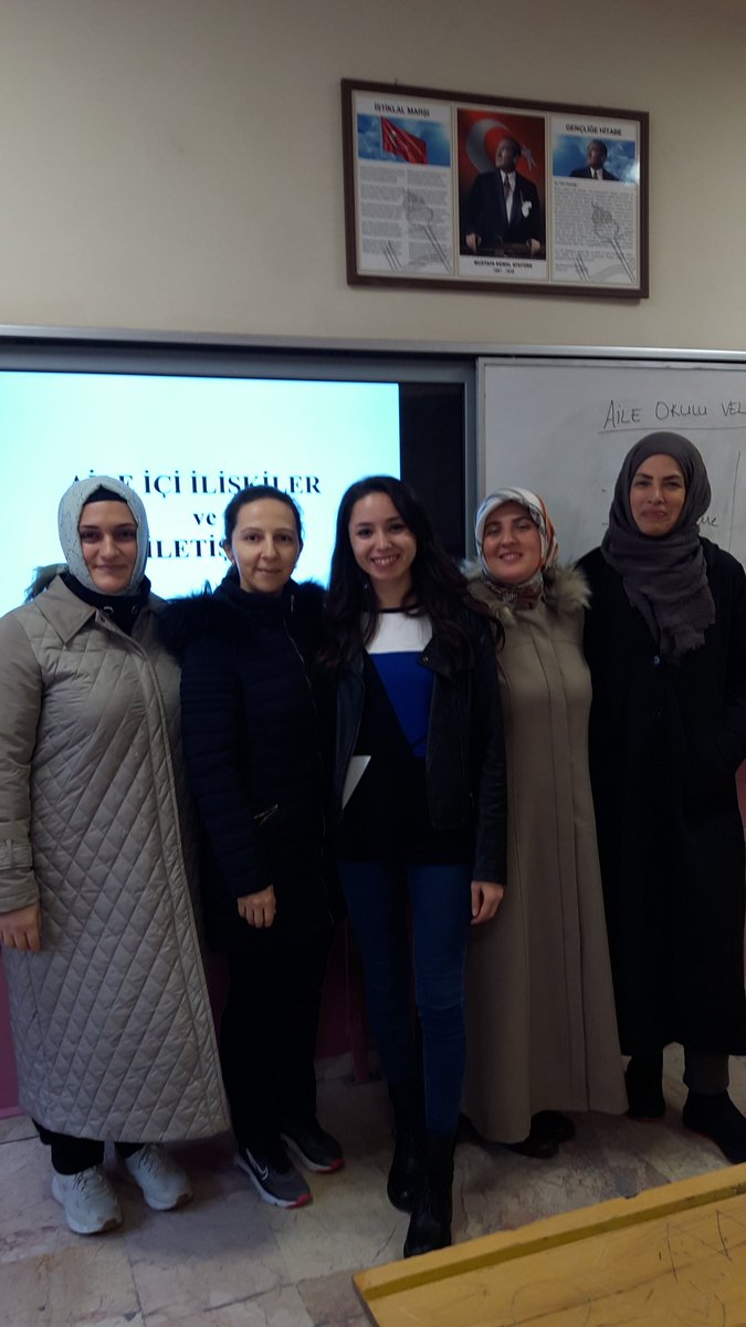 Okul Psikolojik Danışmanımız tarafından açılan "Aile Okulu" veli eğitimleri devam ediyor.
Velilerimizi bekliyoruz
<a href="/BahcelievlerMEM/">Bahçelievler İlçe Millî Eğitim Müdürlüğü</a> <a href="/istanbulilmem/">İstanbul İl Millî Eğitim Müdürlüğü</a> <a href="/meb_dinogretimi/">MEB Din Öğretimi Genel Müdürlüğü</a>