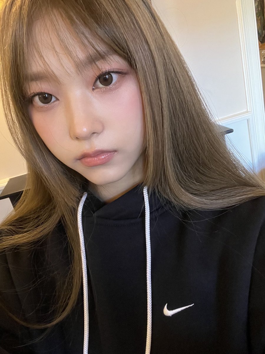 데아 tweet media