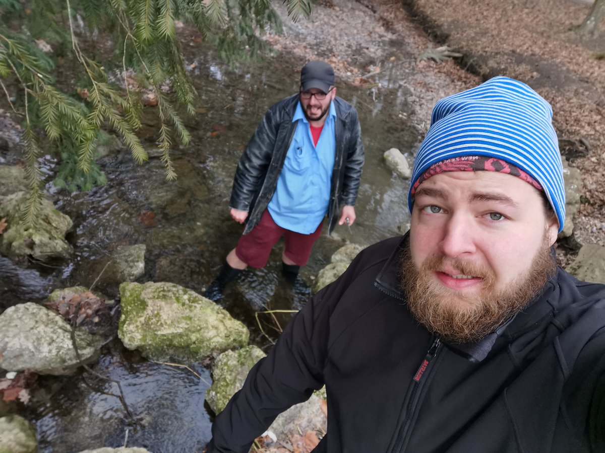 Julian Bibermair (@bibermair) on Twitter photo Yes, it is December. Yes it is - 2°C. And yes we are stupid enough to collect bryozoans. <a href="/TSchwaha/">Thomas Schwaha</a> <a href="/lmanzoni/">Leandro M. Vieira</a> Yes, it is December. Yes it is - 2°C. And yes we are stupid enough to collect bryozoans. <a href="/TSchwaha/">Thomas Schwaha</a> <a href="/lmanzoni/">Leandro M. Vieira</a>