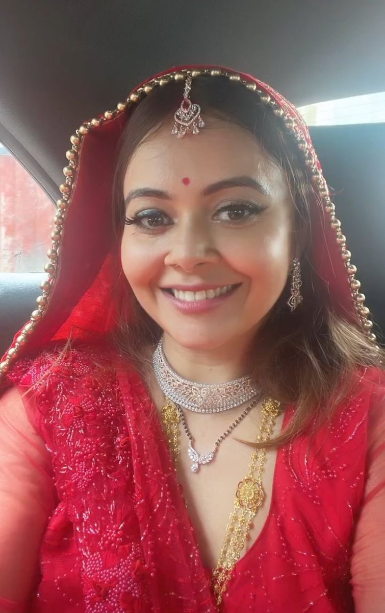 veerakunaparedy's tweet photo. 14.12.22
Finally My Pyaari Behnaa Got married ❤️
So so Happy for youu today will be the best day in our lives 
Wishing you both Many more years of togetherness &amp; Happiness❤️🧿💕 
Stay Blessed and Loads of love to u&amp;jiju @Devoleena_23 
#DevoleenaKiShaadi #DevoleenaBhattacharjee https://t.co/4Rtqv0fAmn