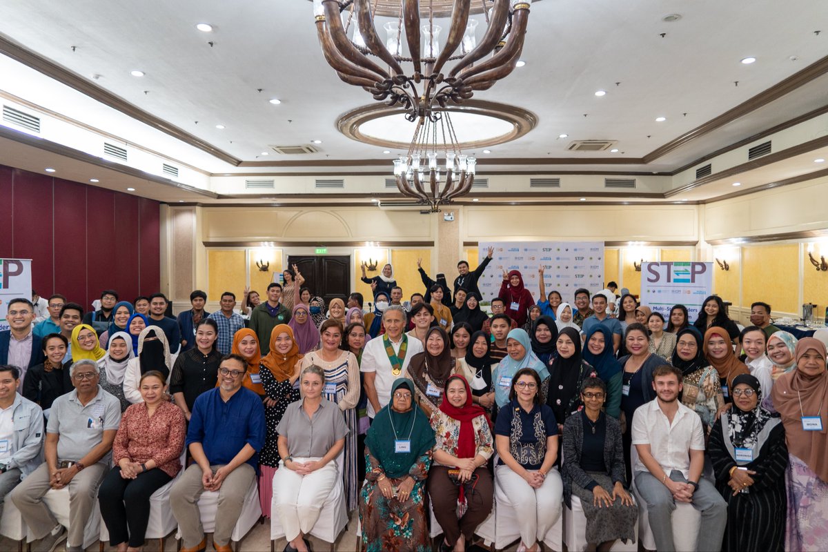 IOM_Philippines's tweet photo. โYou are the real doers. You are partners in this project.โ
@UNPhilippines RC @ggonzzalezz closes the @UNPeacebuilding funded 2-Day #STEPBARMM Multi-Stakeholder Policy Forum, highlighting the importance of inclusiveness of all sectors in working toward sustainable peace. https://t.co/6QMtkCzrlN