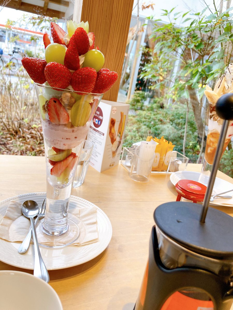 #フルーツピークス 
 #いちごパフェ