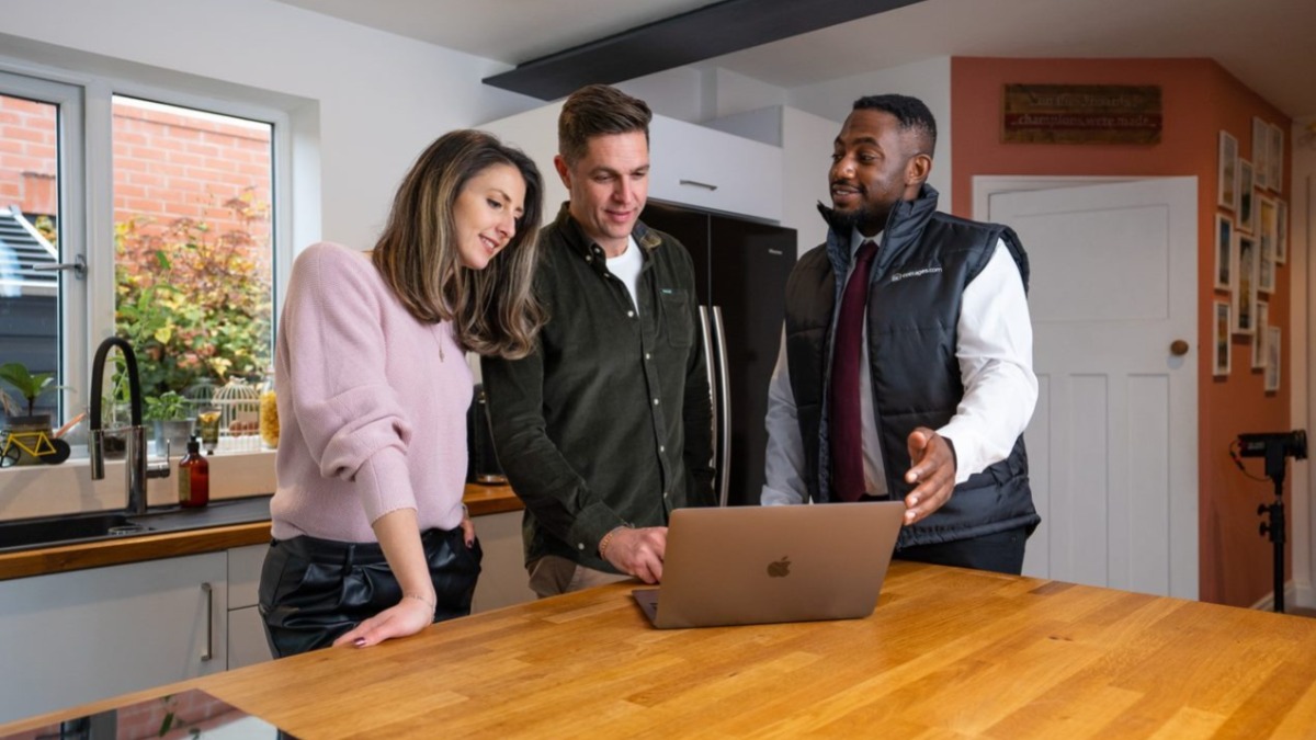 letyourcottage's tweet image. We pride ourselves on providing expert advice and support throughout your letting journey. Our team of local property experts live locally and know their areas of the UK inside out, ensuring you get the best advice to start letting your property successfully.

#lettingexperts