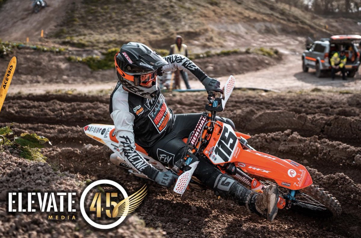 ACUBritishMX's tweet photo. Jordi from Elevate Media 45 submitted this as his favourite photo of the year! What do you think?
#MXGB23 #RevoMXGB #RevoACU #OnlyRevo #GulfRaceFuels #rhlactivities #Britishmx #BritishMotocross #BritishChampionship #OfficialBritishChampionship https://t.co/nUm2forsOP
