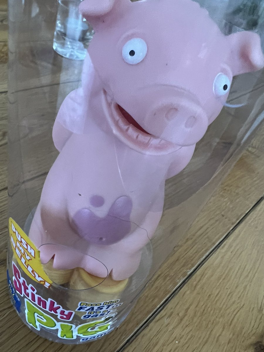 A fantastic end to 2022 <a href="/YWIDormansland/">YWI Dormansland</a> December meeting - Magic ⭕️ Magician with games mulled wine &amp; much hilarity with this little fella 🐷! Annual collection for <a href="/IChooseFreedom_/">I Choose Freedom</a> so huge thank you to all our generous members 💕 see you all in 2023 <a href="/surreyfedwi/">@SurreyFedWI</a> @WILifemagazine