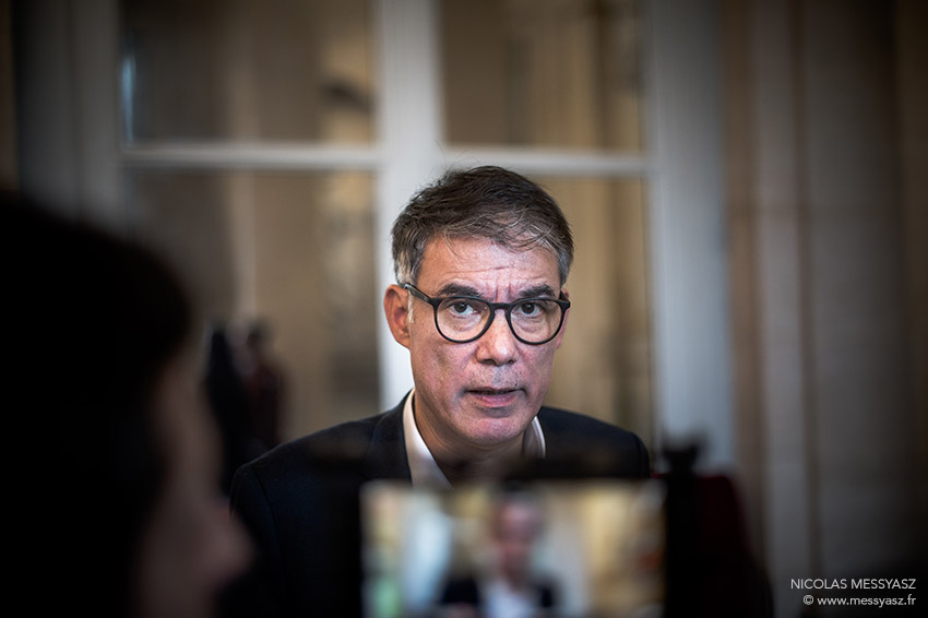 nicographie's tweet image. «Quatre colonnes à la une» La PHOTO du Jour du 29 novembre 2022 #LaPhotoDuJour #JournalPhoto messyasz.fr/FDJ/31669 @faureolivier @partisocialiste @AssembleeNat #politique #sofrench #photojournalisme