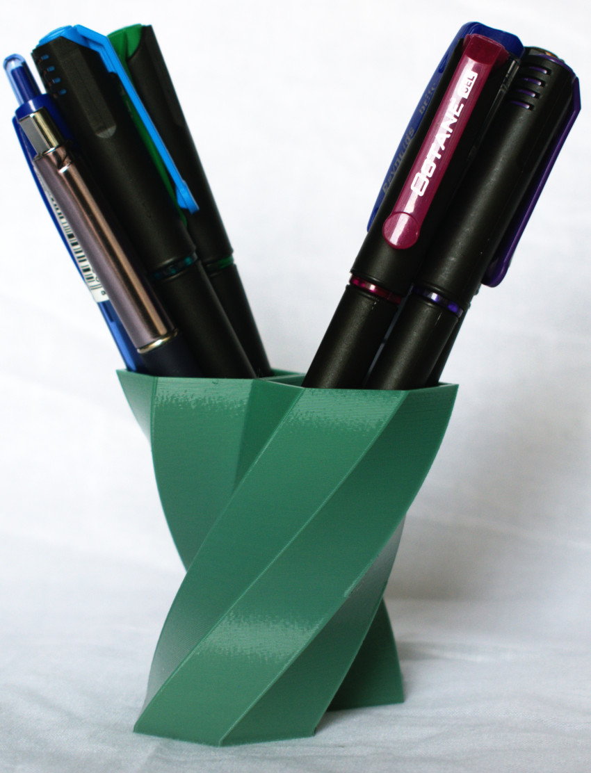 3D printed Pen stand. 
Get your pen stand at : dmi3d.in/product-catego…