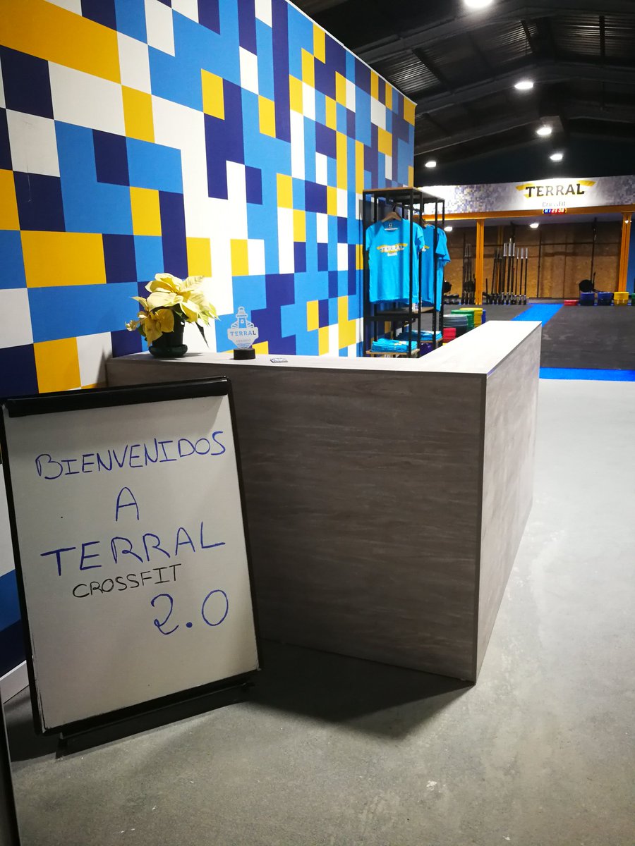 CrossfitTerral's tweet photo. Nueva ubicación....nuevo Terral CrossFit!!
#estiempodeterral #terralcrossfit #crossfit #crossfitespana #malaga #spain #andalucia https://t.co/VLVVfBtahP