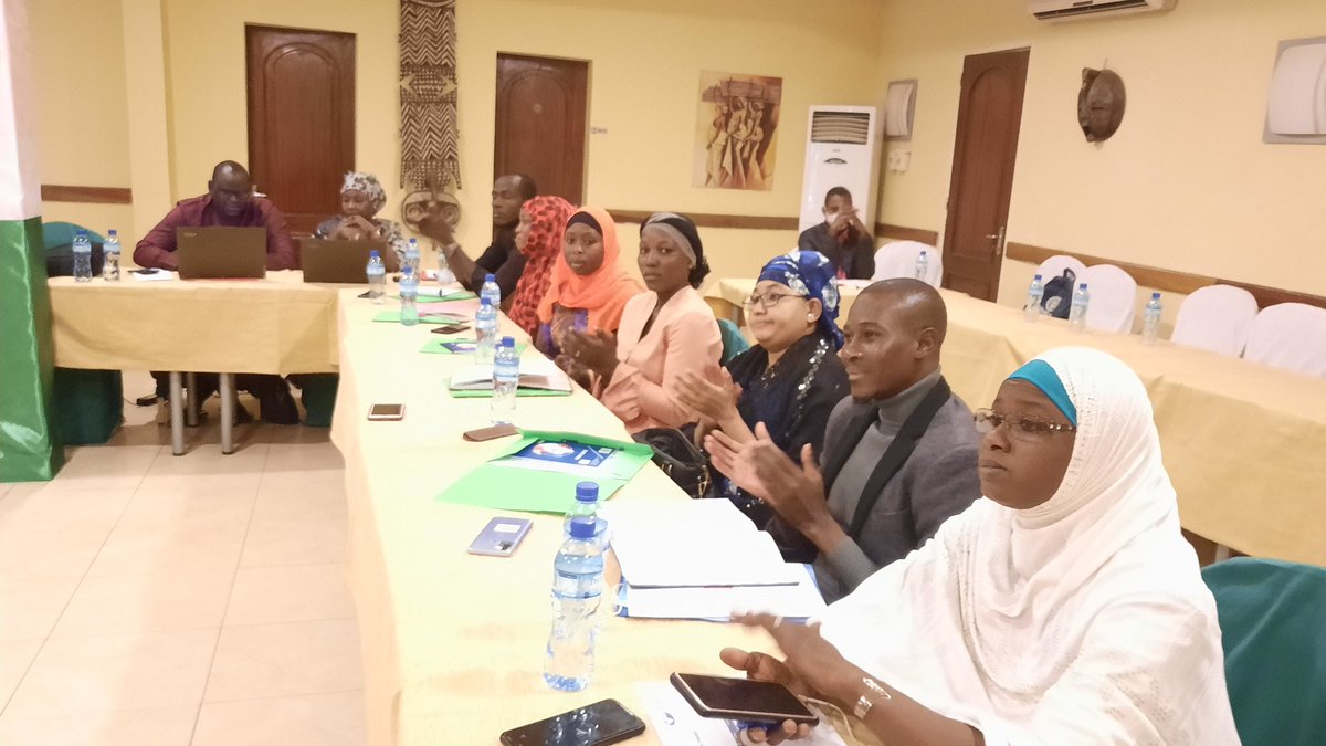 Mardi 13 Décemment à  lieu le lancement des activités De l'incubateur sous le thème Rôle des organisations de la société civile dans la mise en œuvre de l'agenda #FPS #FemmesPaixetSécurité.