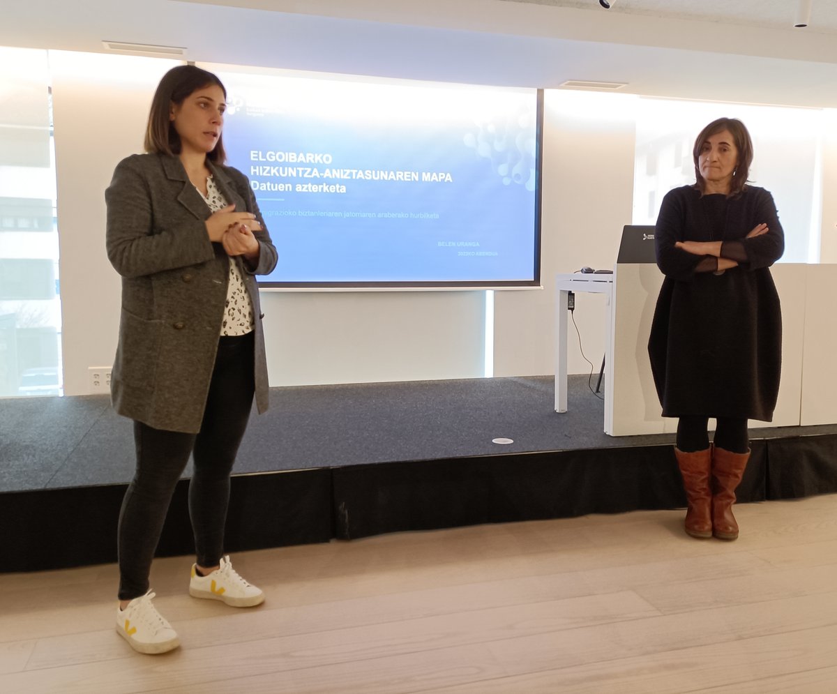 🗣️💭Elgoibarko hizkuntza aniztasunaren mapa aurkeztu dute Udalak eta Soziolinguistika Klusterrak

El Ayuntamiento y el Clúster de Sociolingüística presentan el mapa de la pluralidad lingüística de Elgoibar

🔗EU: labur.eus/fJ991 | ES: labur.eus/rSV66

#Elgoibar ↗️