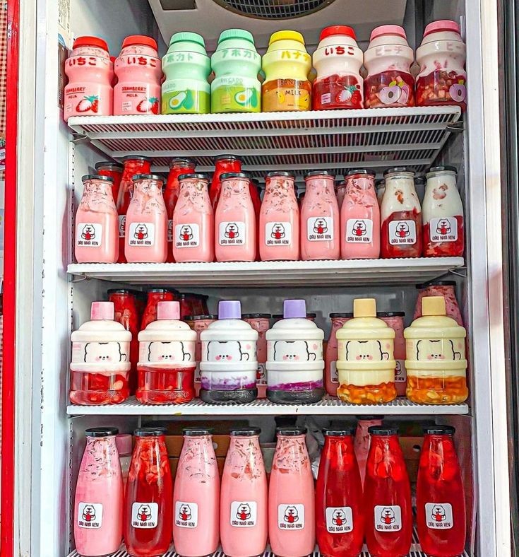 i promised that i'll send a dating tax.. so here it is! sorry that i just show up.. been hiding for a month because why not 😎 please enjoy this little treat from me and my hyung.