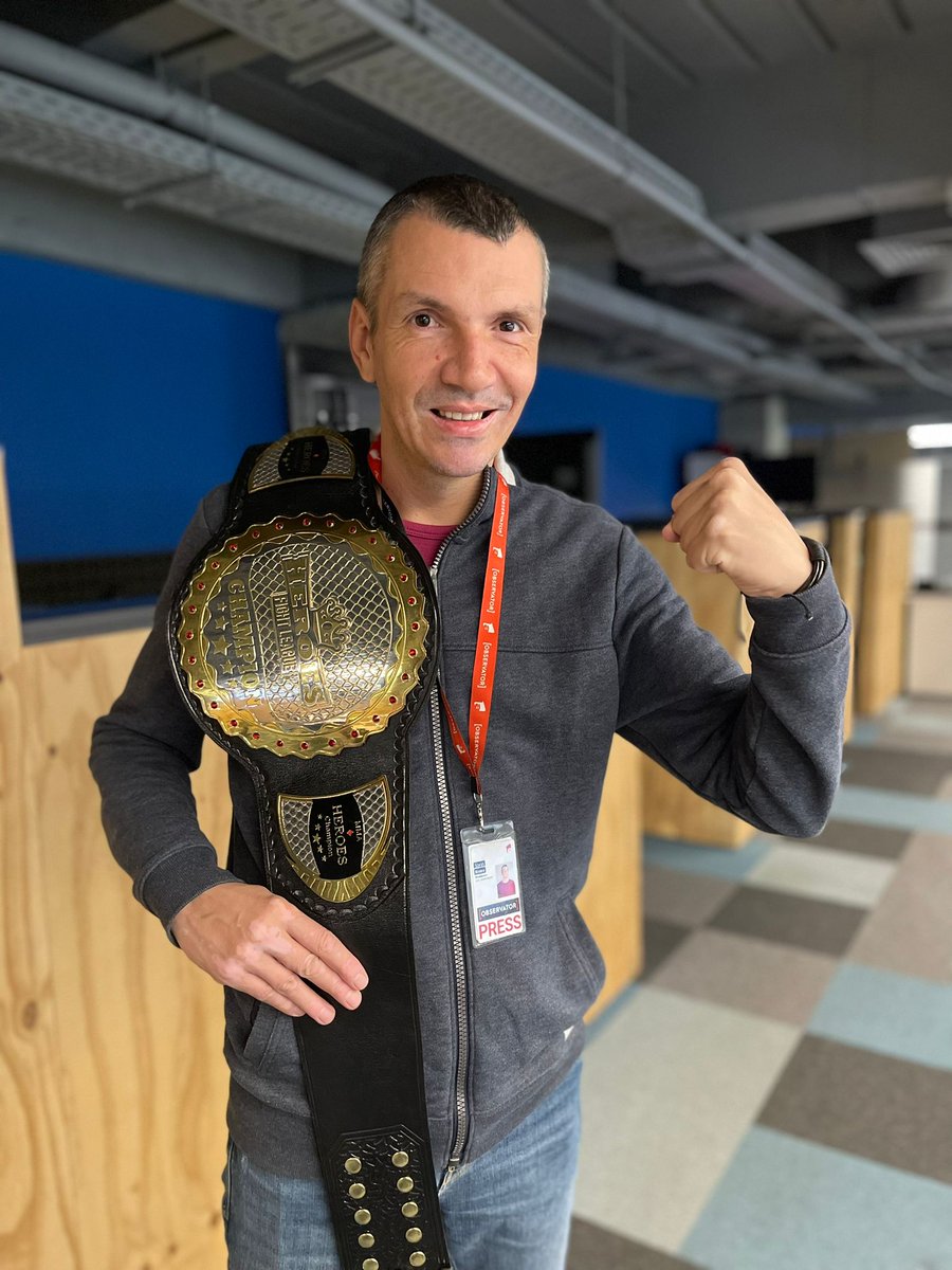 SorinRistea's tweet photo. Care vrei centura? Te astept vineri, ora 18:30! ๐ฃ๐ฃ๐ฃ #AntenaPlay As๐ro #iFight #Heroes #mma #sport #television https://t.co/SS1AqtkBTP
