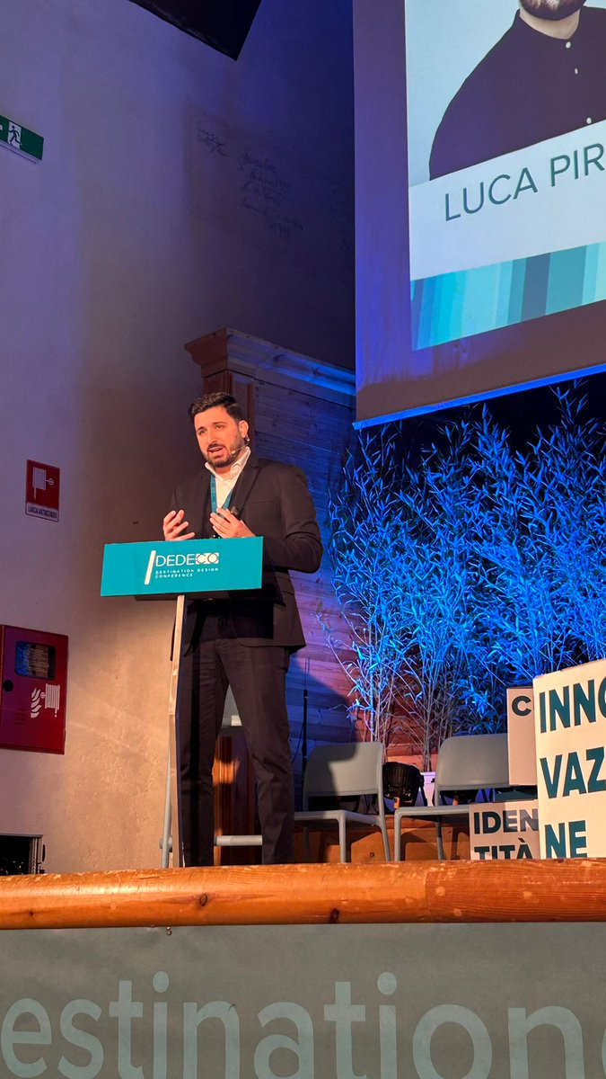 Il primo dei 3 casi di DI SPERIMENTAZIONE E #INNOVAZIONE è quello di 𝐇𝐞𝐚𝐝𝐐𝐮𝐚𝐫𝐭𝐞𝐫 𝐕𝐢𝐥𝐥𝐚𝐠𝐞.
Ce lo racconta 𝐋𝐔𝐂𝐀 𝐏𝐈𝐑𝐀𝐒, Founder &amp; Co-CEO HQ Village.
Segui la diretta, fai le tue domande! 
youtube.com/watch?v=DSki9Z…
#DEDECO22 #maneggiareconcura