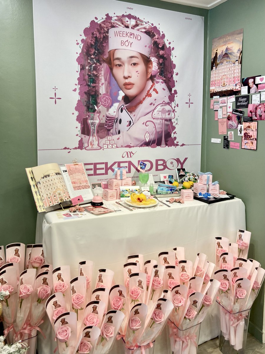 위켄보이 온유 생일꽃집 예쁘게 마련해주셔서 감사합니다💝 
내년에도 기대해도 될까요? 헤헤🤭👉👈
#온유를_처음만난_그날을_기억해 <a href="/weekendboy_onew/">ᴡᴇᴇᴋᴇɴᴅ ʙᴏʏ</a>