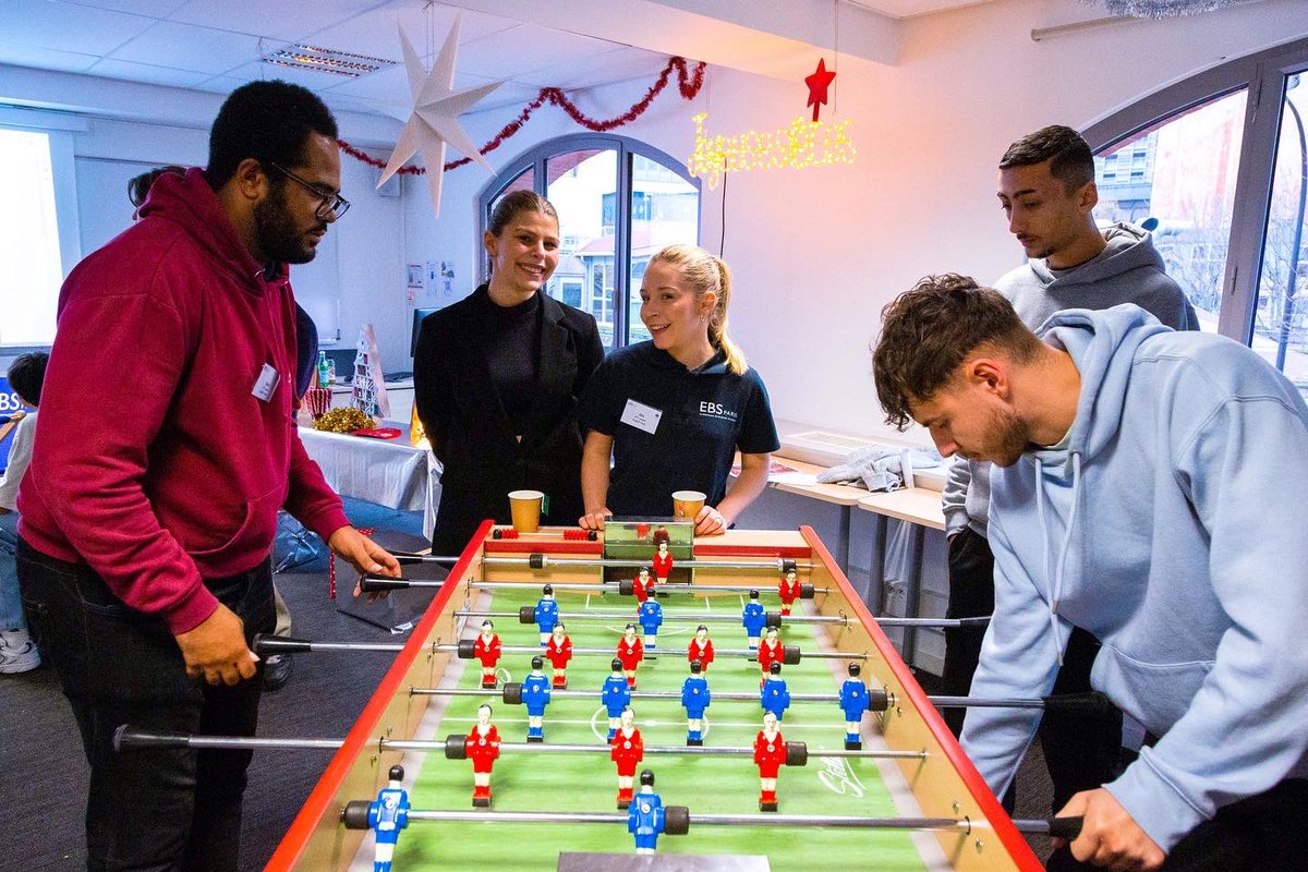 EBS Paris - European Business School tweet media