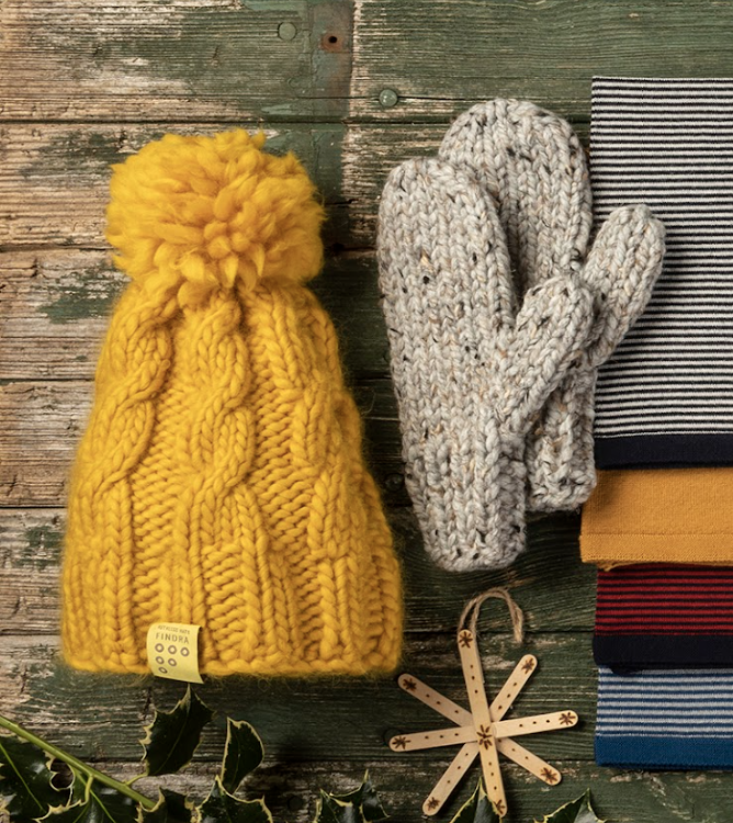 FINDRAclothing's tweet photo. FINAL Royal Mail postal dates - online orders must be in by 12 pm on Friday 16th. You still have time to get last-minute gifts for the outdoor lover in your life! #findra #findramerino #findragifts #findraclothing https://t.co/i7ENSVLL8e