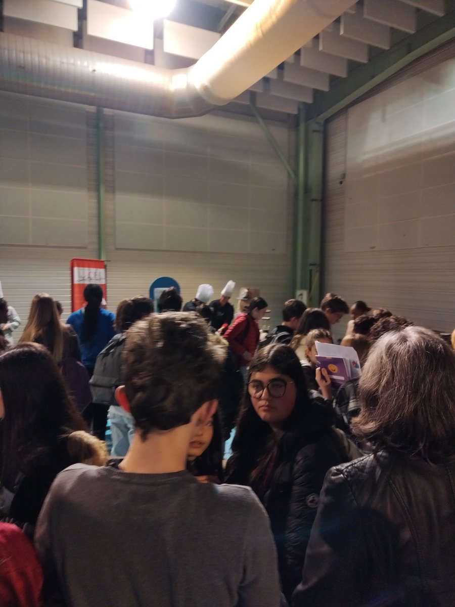 Lycée Lautréamont tweet media