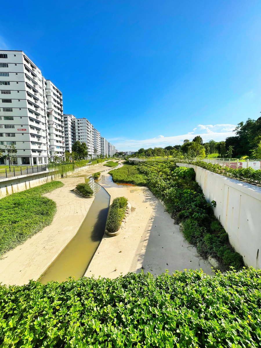 YamKeng's tweet photo. Join me for #runwithBYK this Friday (16 Dec) along ABC Waterway @ Sungei Tampines.
Meet at 7.30am at playground @ park next to Tampines Blk 495F.
#running #keepingfittogether https://t.co/9IG758JqIR