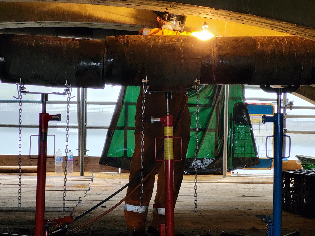 LtdTriangle's tweet photo. Under bridge pipe removal tight conditions and hard work but our team are working at a great pace to keep the job on track #steelcutting #metalfabrication #steelwork #steelfabrication #metalworker #bridgerepair #highwayrepair #civilcontractors #projectmanagement #hampshirecouncil https://t.co/fOJ0pfPcu0