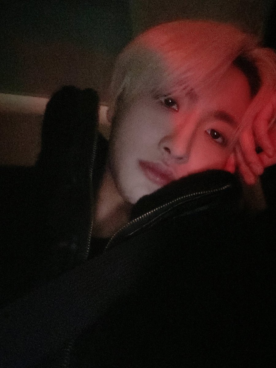 pshsource's tweet photo. 221214 #성화 — MARSVERSE 🌟 https://t.co/IItT6Z2ewJ
