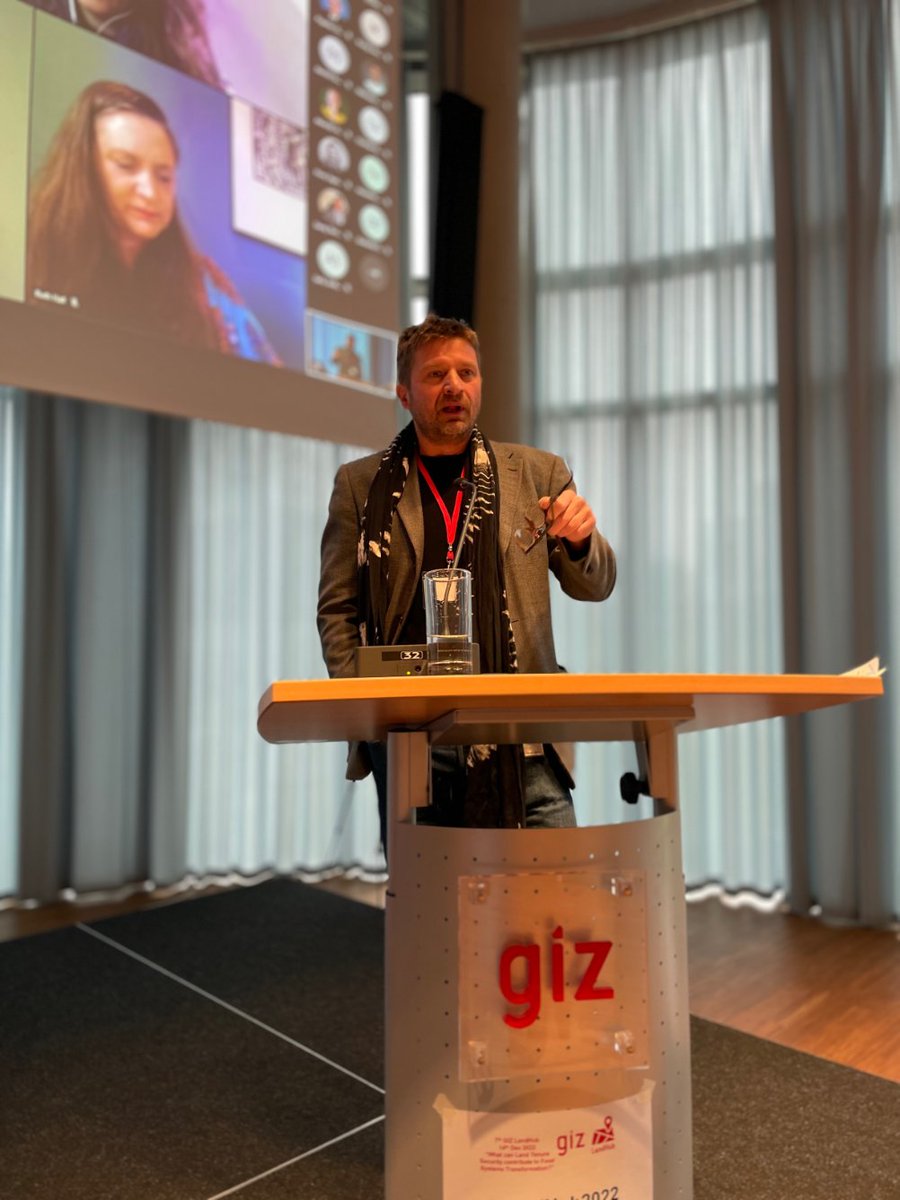 Resilience, performance, inclusion, sustainability, land use &amp; land users, rise of mediumscale farmers as investors in places like #Benin,#Uganda are integral for transformative and resilient food systems - Klaus Ackerman, <a href="/giz_gmbh/">GIZ</a> Programme Responsible Land Policy. #landhub2022