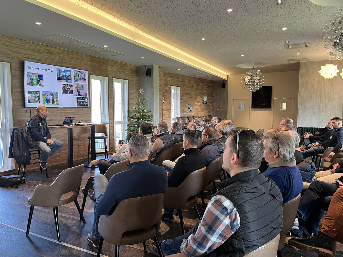 ClubHenryXV's tweet photo. 📸 Retour en images sur l’assemblée générale du 𝐂𝐥𝐮𝐛 𝐇𝐞𝐧𝐫𝐲 𝐗𝐕 qui s’est déroulée samedi dernier au Hameau.

L’occasion pour nos membres de se retrouver lors d’une rencontre qui opposait la Section 🟢 aux Cheetahs 🐆

👉 Pour + d’infos corentin.david@section-paloise.com https://t.co/cZjqZ3ZSfn